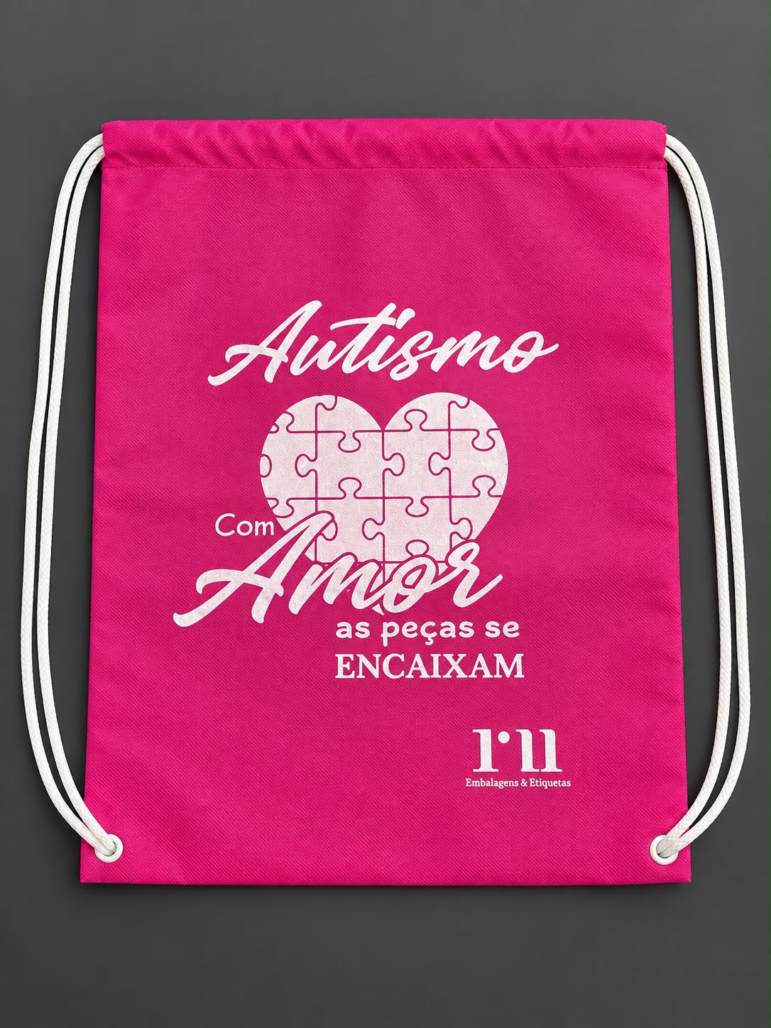 Mochila em tnt personalizada Rosa com imp em branco. 